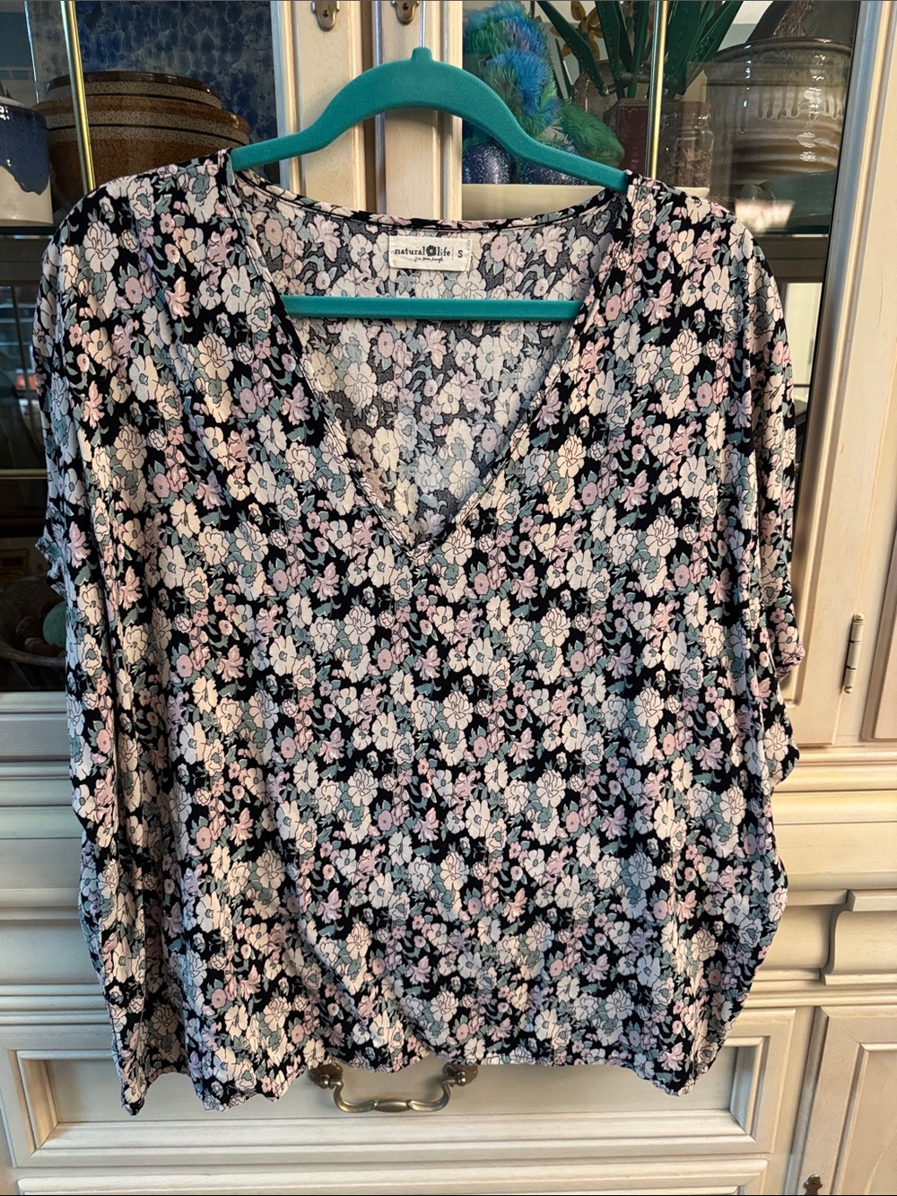 NATURAL LIFE Black Floral V-Neck Blouse with Pink & White Flowers